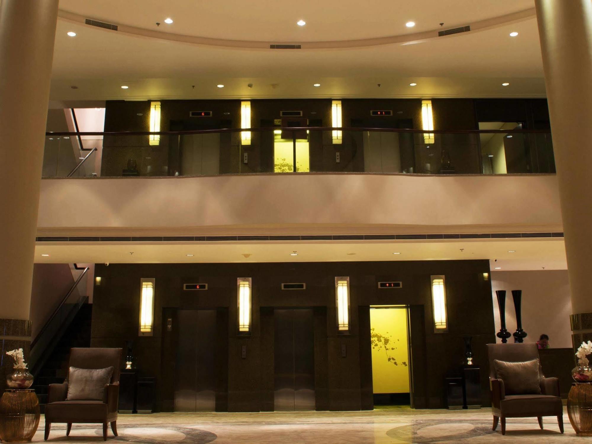 I Hotel Batam Nagoya Exterior foto