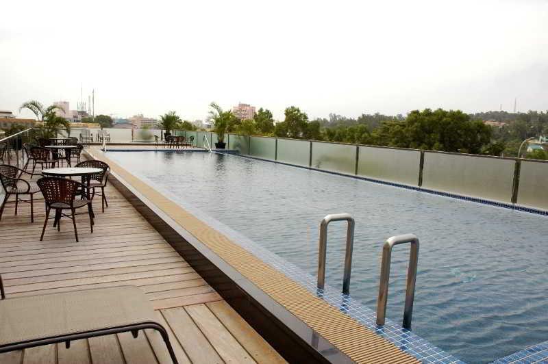 I Hotel Batam Nagoya Exterior foto